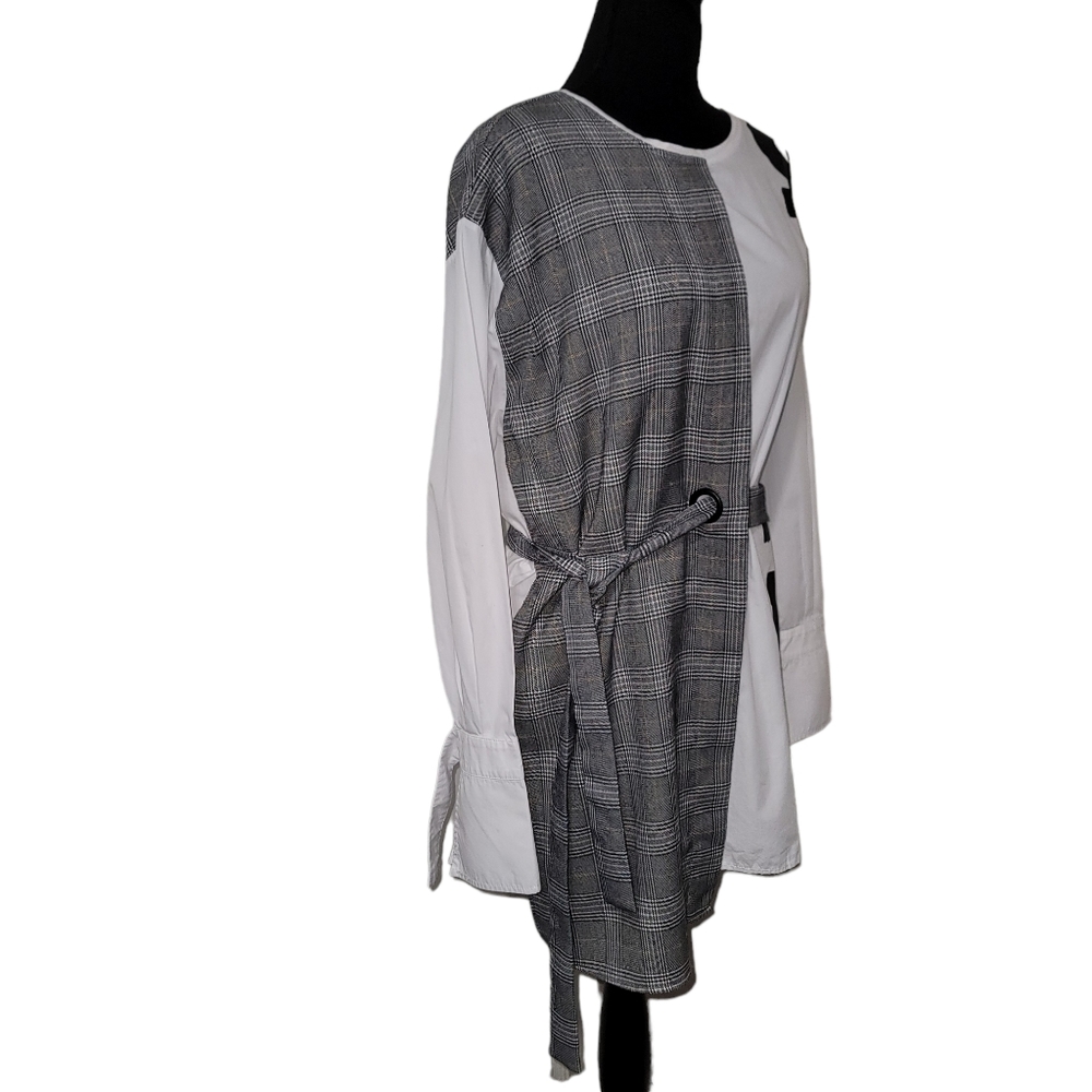 Zara Black and White Asymmetrical Long Sleeve Blouse - Picture 3 of 8